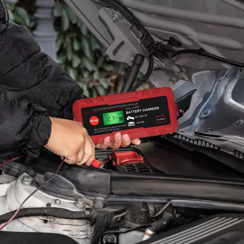 Chargeur de batterie de voiture